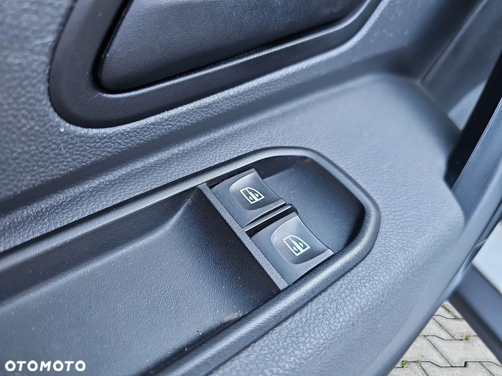 Dacia Duster 1.3 TCe FAP Essential - 15