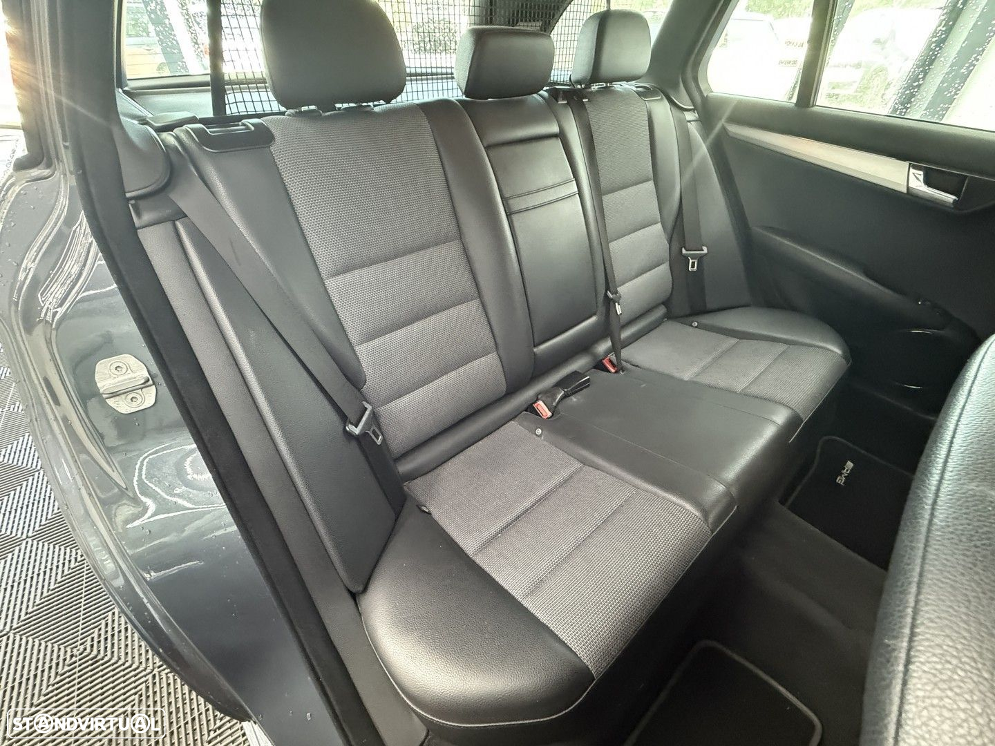 Mercedes-Benz C 220 CDi Avantgarde - 13