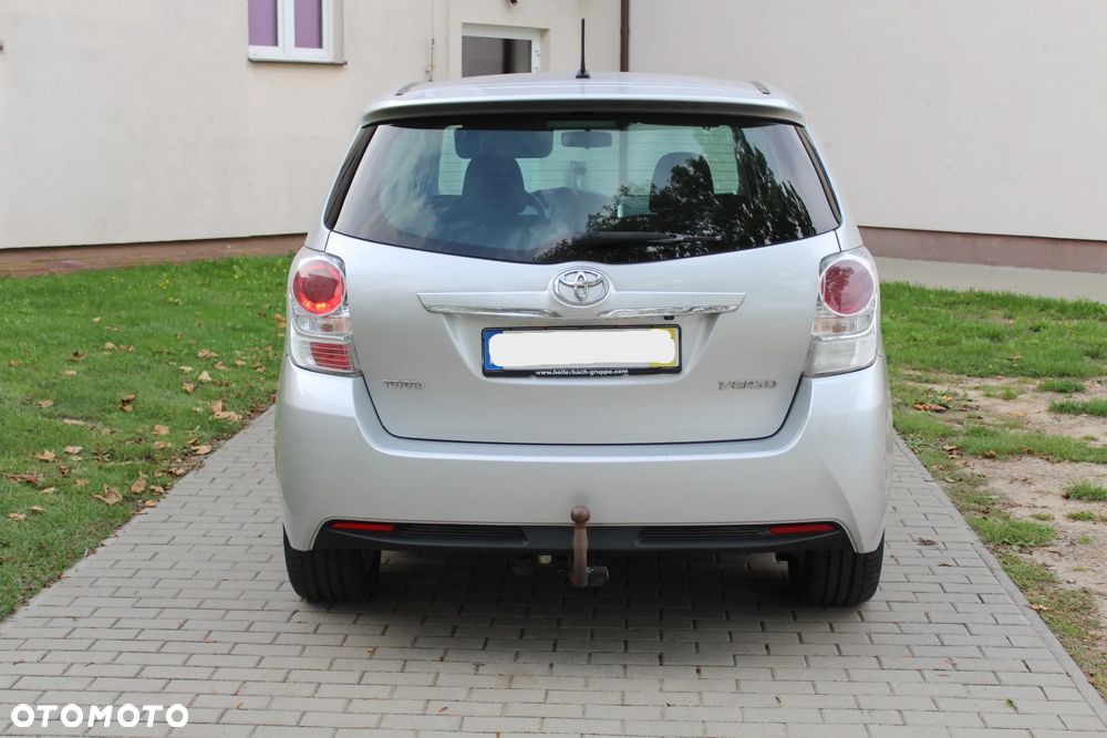 Toyota Verso 1.8 5-Sitzer Life - 2