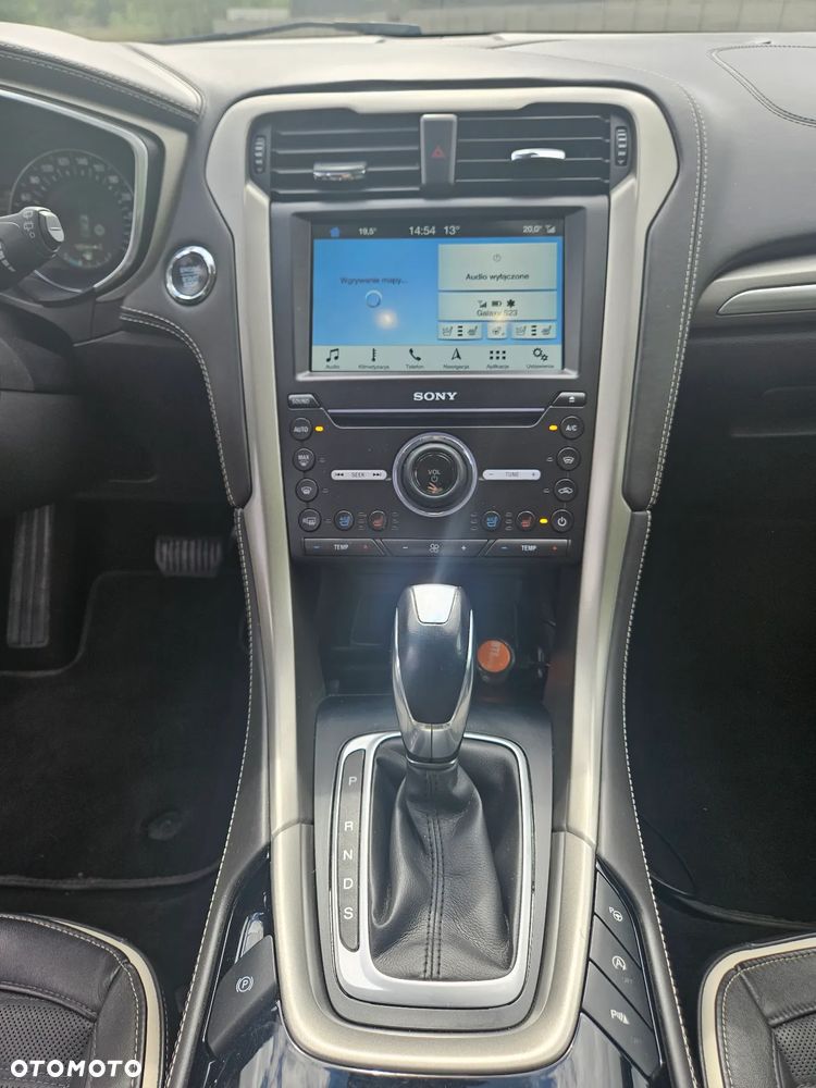 Ford Mondeo Vignale 2.0 EcoBoost - 17