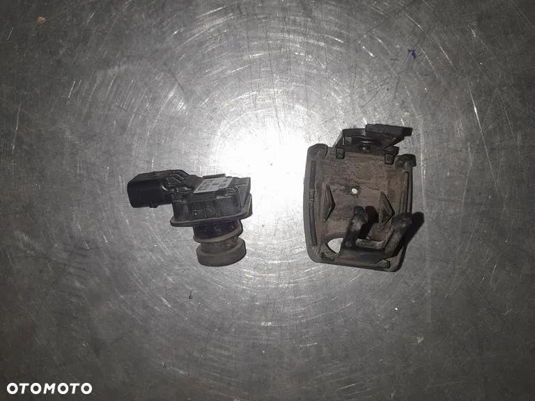 Kamera cofania Ford B-MAX AV1T-19G490-AD - 1