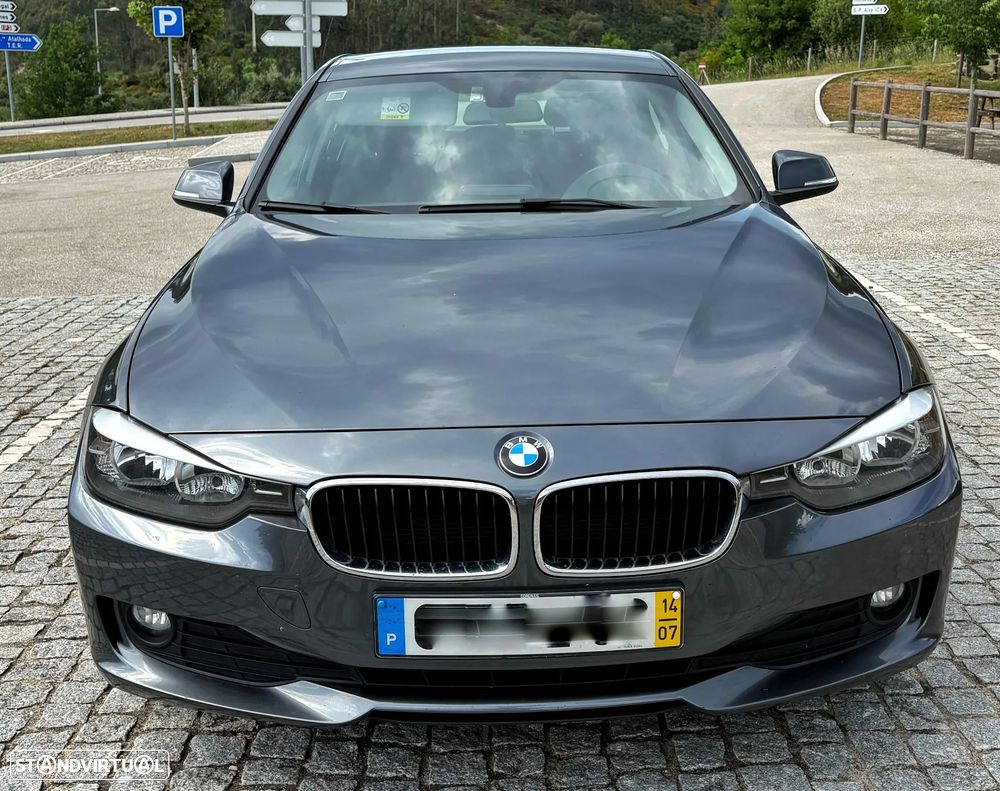 BMW 318 d - 6