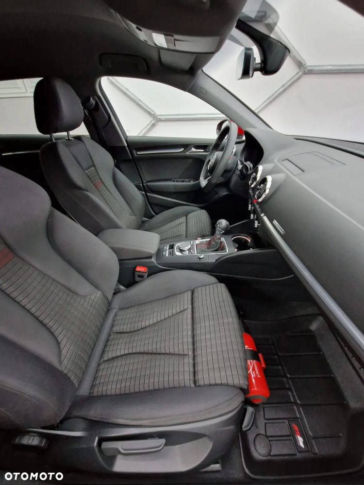 Audi A3 Sportback - 30