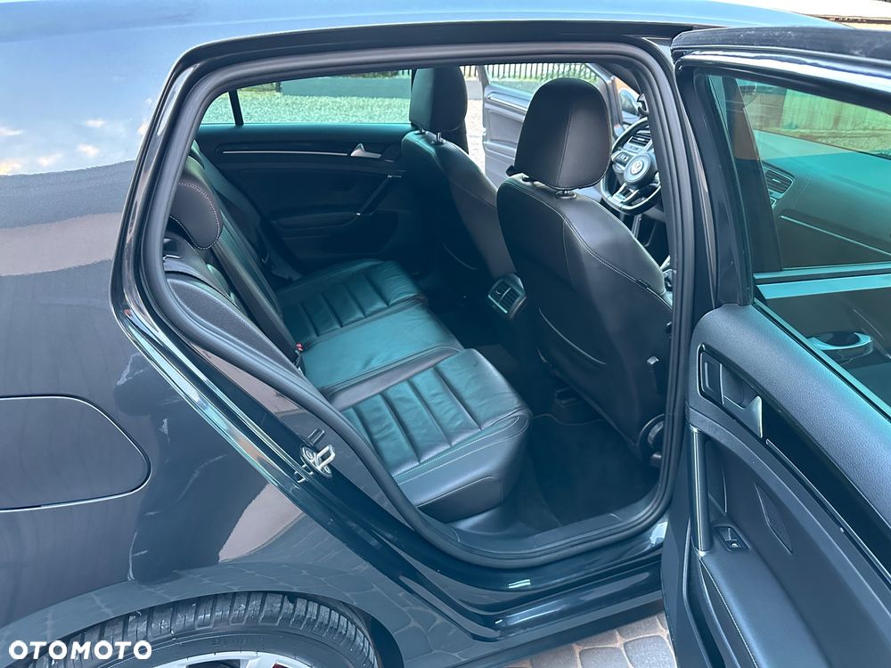 Volkswagen Golf - 19