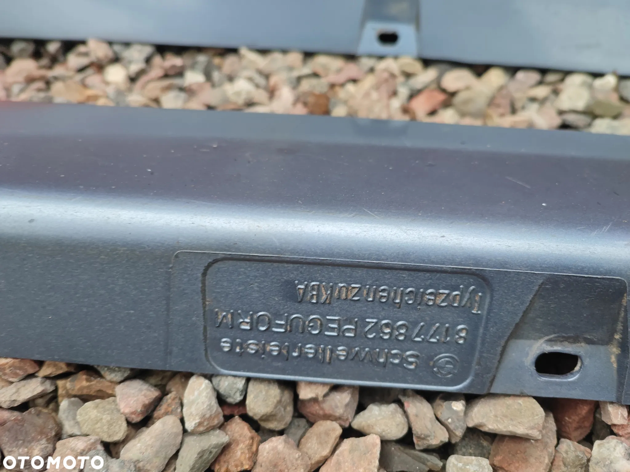 BMW E36 SEDAN / TOURING / COUPE / CABRIO ORYGINALNE NAKŁADKI NA PROGI LEWA / PRAWA POLIFT + ZAŚLEPKI DO MALOWANIA O NR. 51 71 9 067 380 / 51 71 9 067 381 / 51 71 8 190 707 / 51 71 8 190 708 OEM W BARDZO DOBRYM STANIE - 16