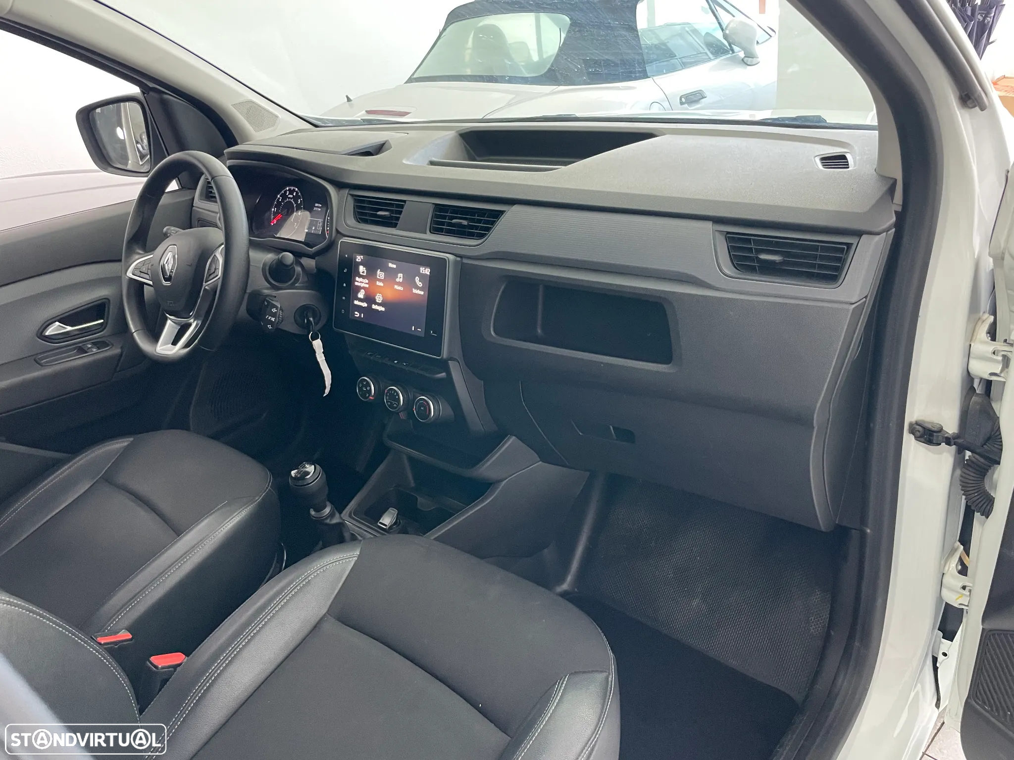 Renault EXPRESS 1.5 Blue DCI Advance - 13