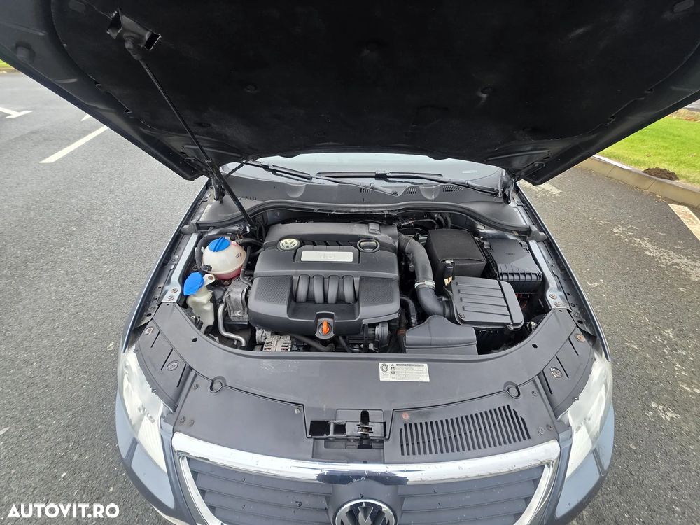 Volkswagen Passat - 8