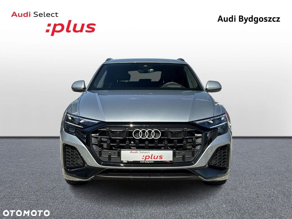 Audi Q8 - 8