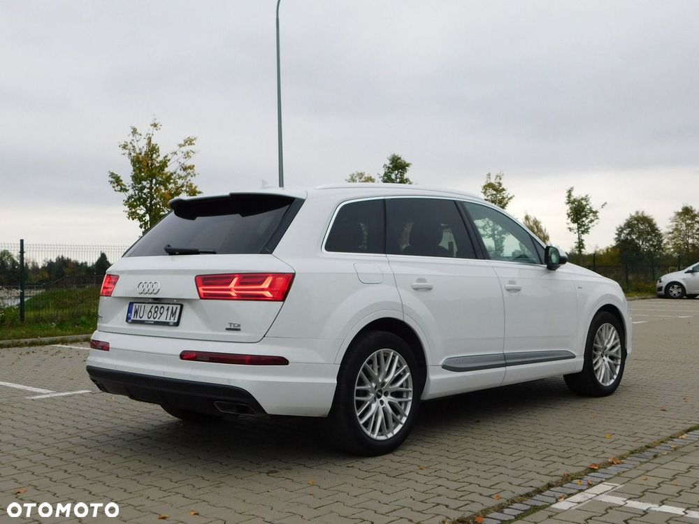 Audi Q7 2017 photo 5