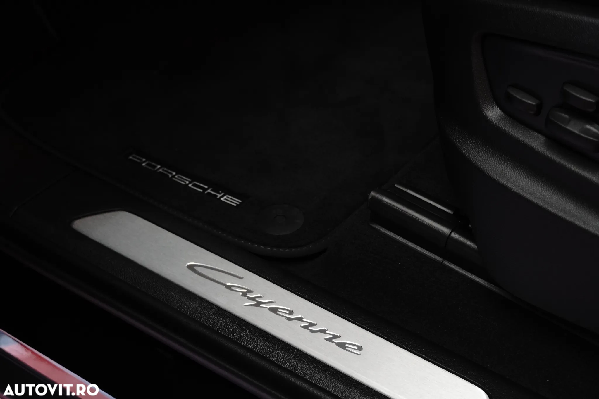 Porsche Cayenne - 33
