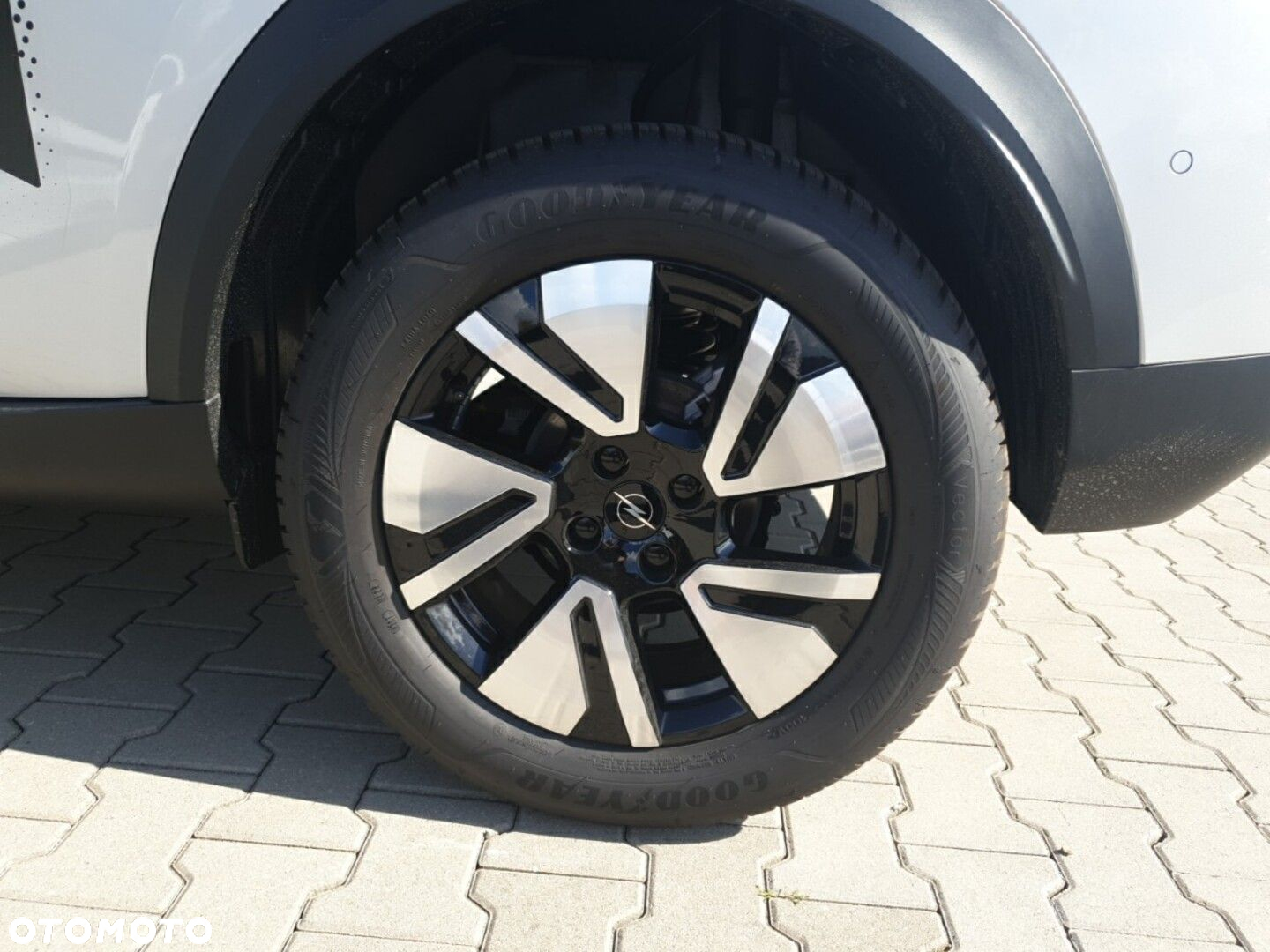 Opel Frontera - 10
