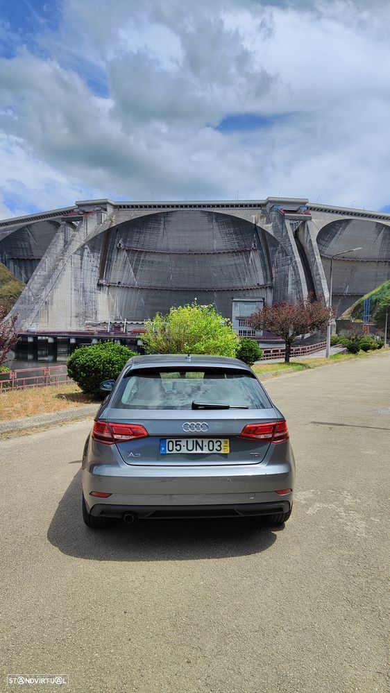 Audi A3 Sportback 1.6 TDI Sport - 4