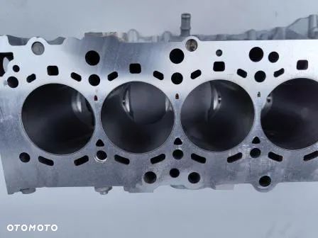 BLOK SILNIKA OBROBIONY _ BMW 3,0D_N57D30A_NOMINAŁ SUPER STAN - 4
