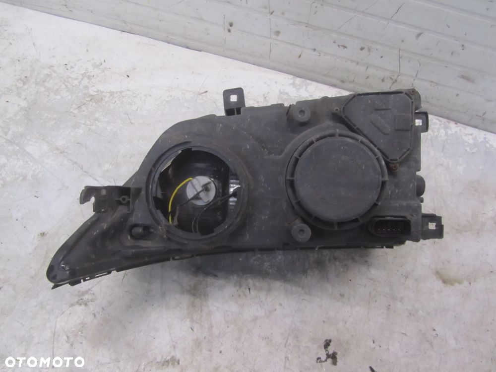 Volkswagen Crafter 06->2.5 TDI reflektor lewy przód UK - 2