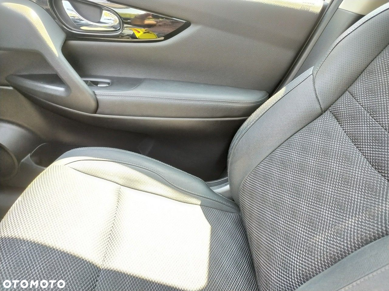 Nissan Qashqai 1.2 DIG-T Tekna EU6 - 13