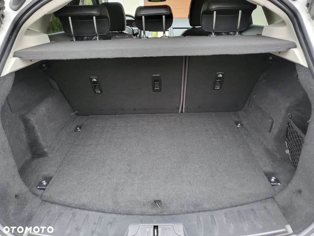 Jaguar E-Pace 2.0 i4P AWD HSE - 20