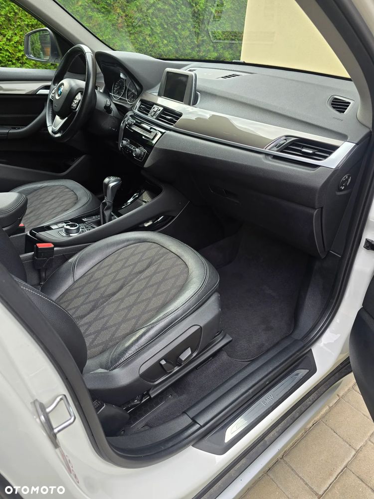 BMW X1 xDrive18d - 33