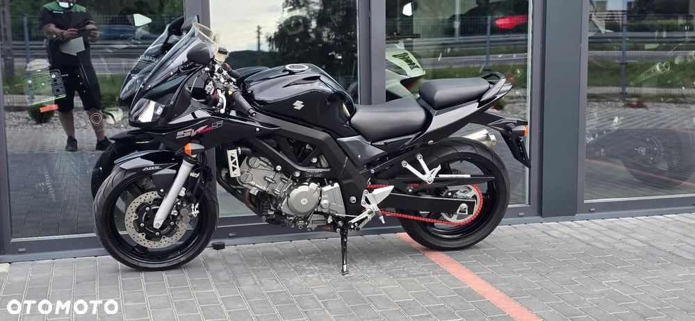 Suzuki SV - 21