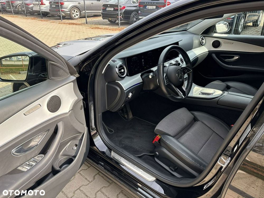 Mercedes-Benz Klasa E - 11