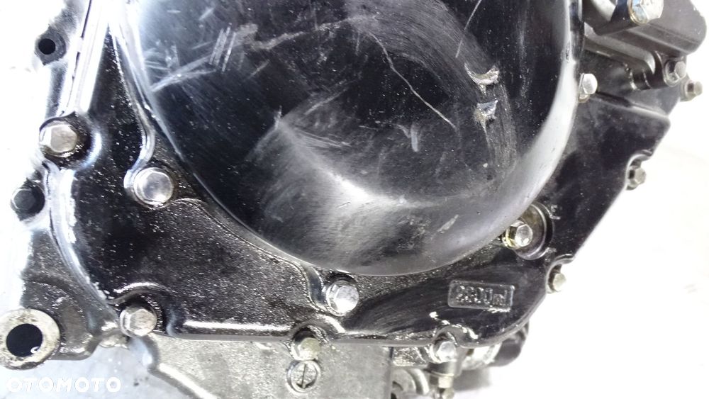 Dół silnika kartery wał Suzuki SV 650 99-02r. Gaźnik Kod P503 - 7