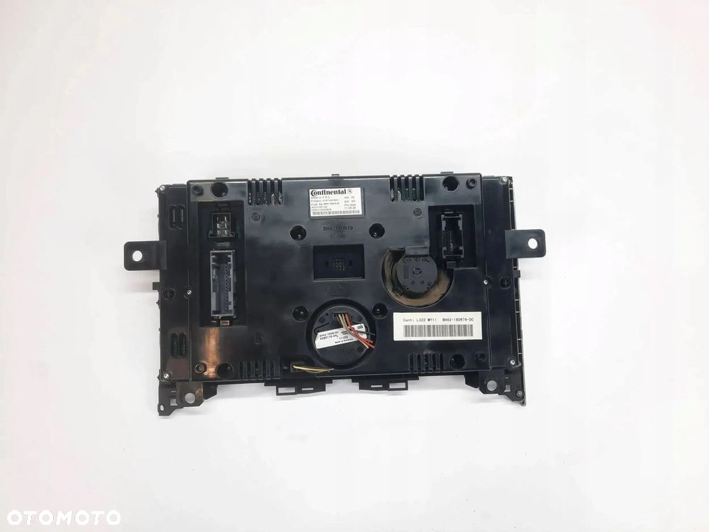 PANEL NAWIEWU KLIMATYZACJI RANGE ROVER III L322 BH42-18D679-DC - 2