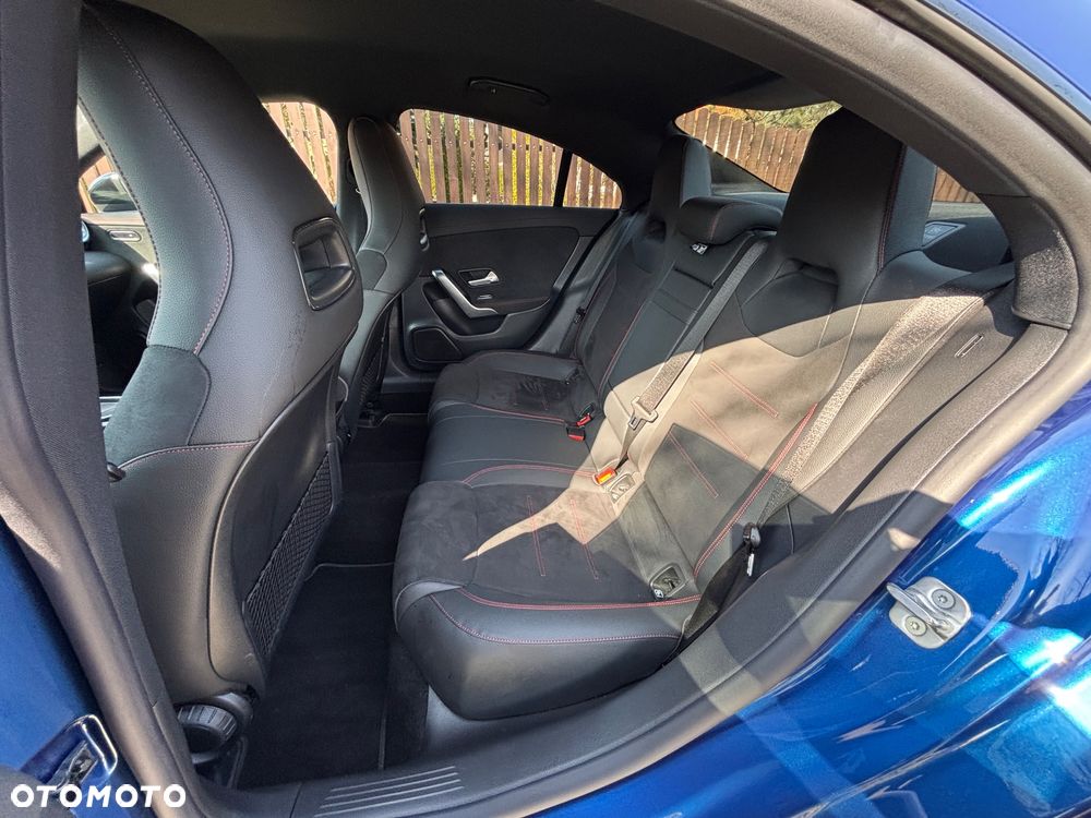 Mercedes-Benz CLA 200 AMG Line 7G-DCT - 18