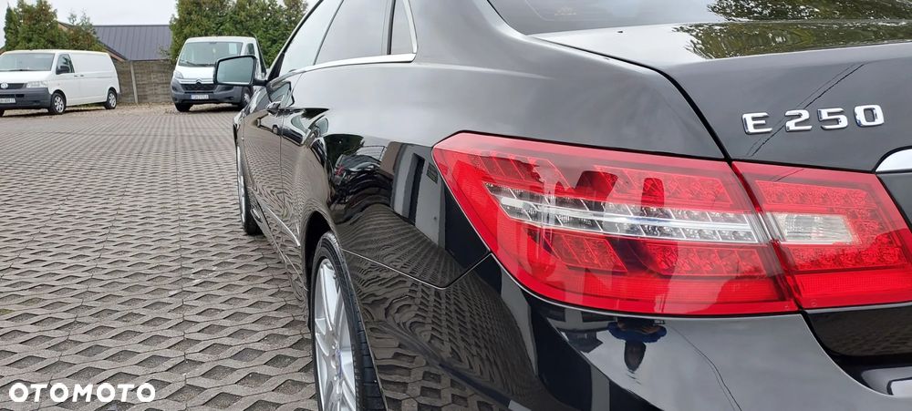 Mercedes-Benz Klasa E - 26