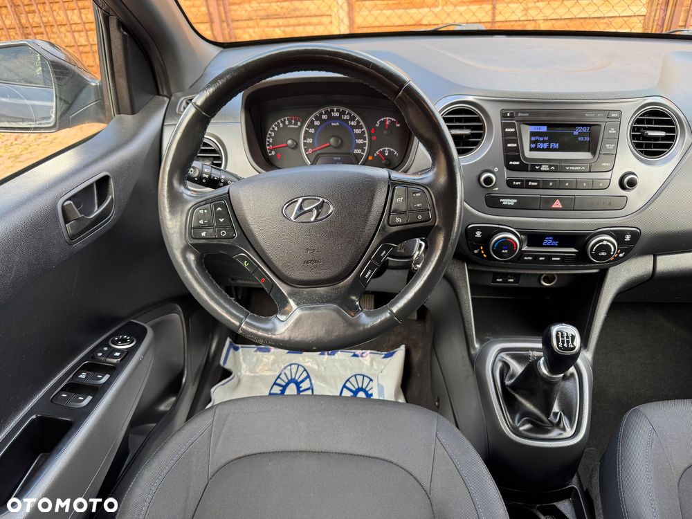 Hyundai i10 1.0 - 14