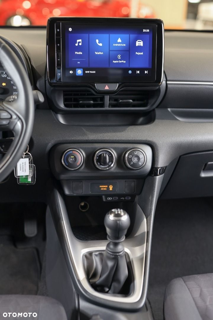 Toyota Yaris - 32