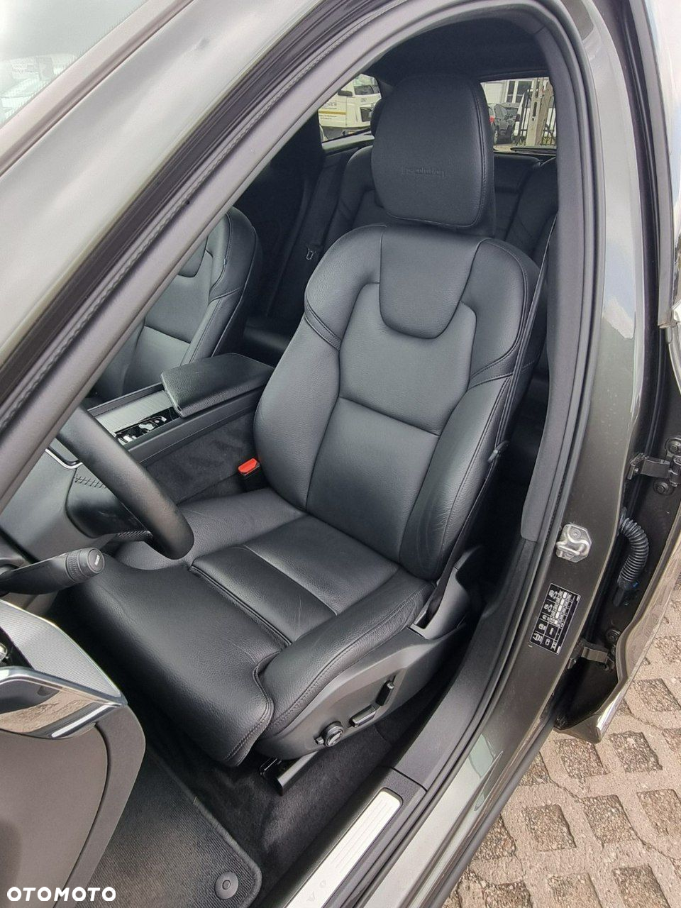 Volvo XC 60 - 31
