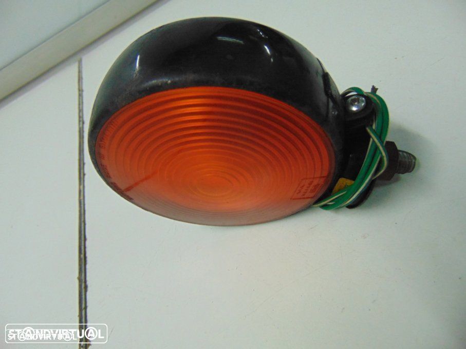 Bedford J4 e outros - farolim, 11cm - pisca frontal - 3