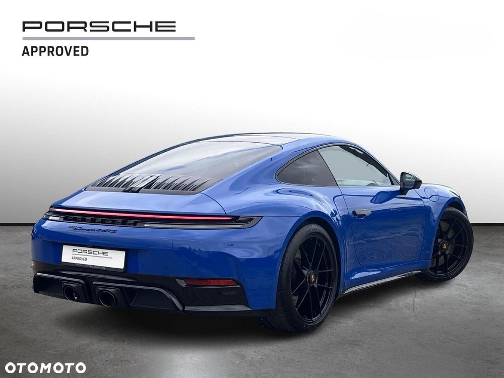 Porsche 911 Carrera 4 Gts 2025 photo 5