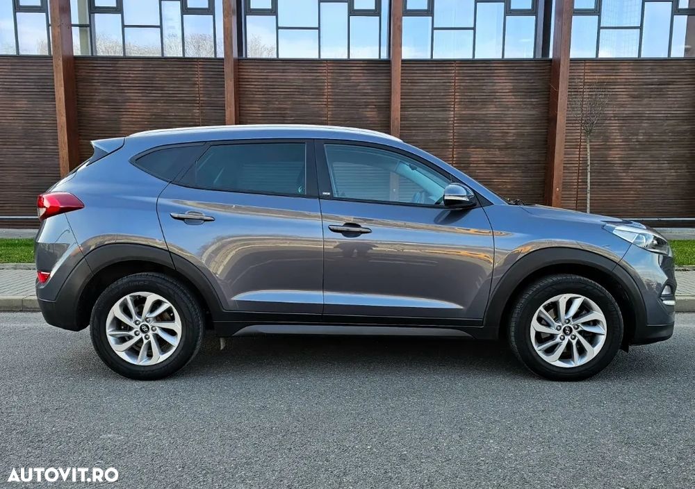 Hyundai Tucson blue 1.7 CRDi 2WD DCT Premium - 4