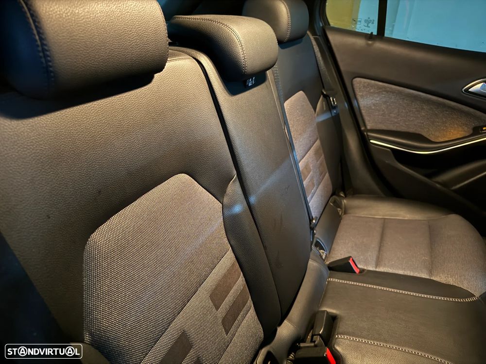 Mercedes-Benz GLA 180 (CDI) d - 10