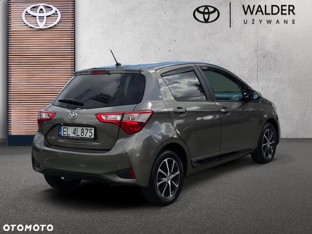 Toyota Yaris - 4