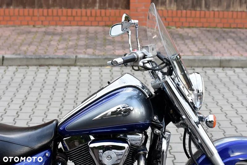 Suzuki Intruder - 8