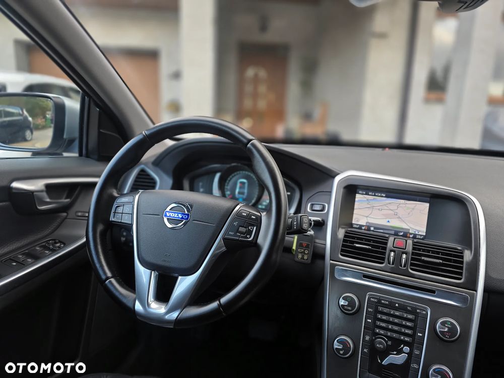 Volvo XC 60 - 23