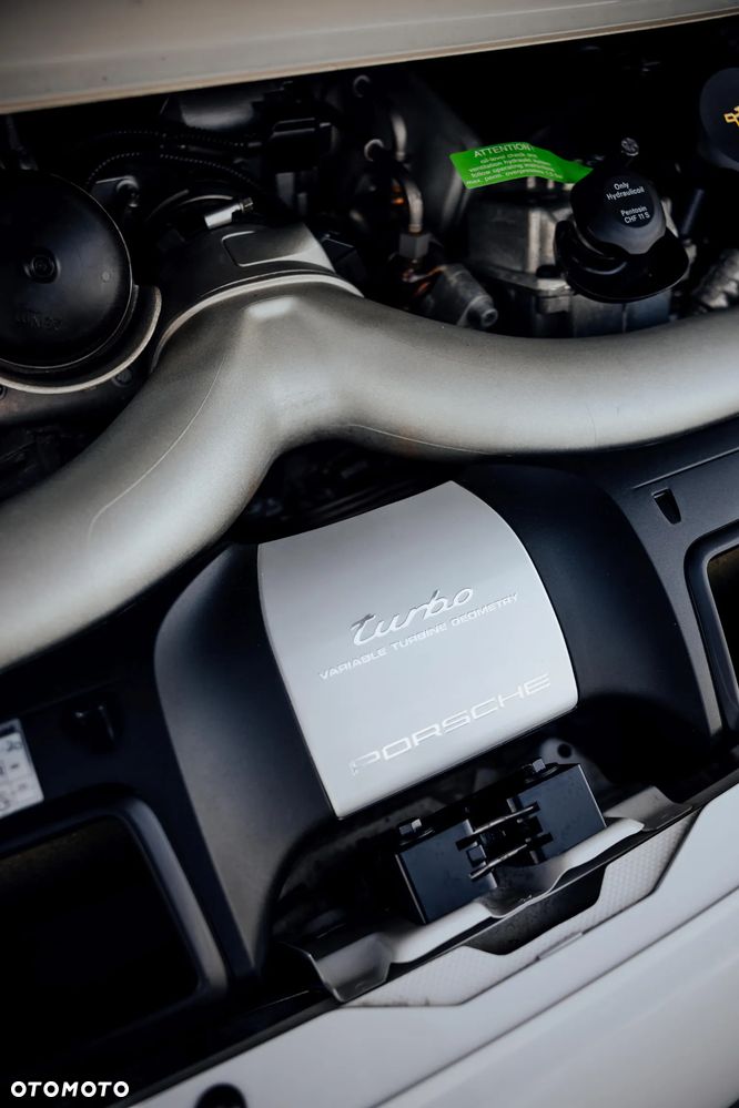 Porsche 911 Turbo Tiptronic S - 10