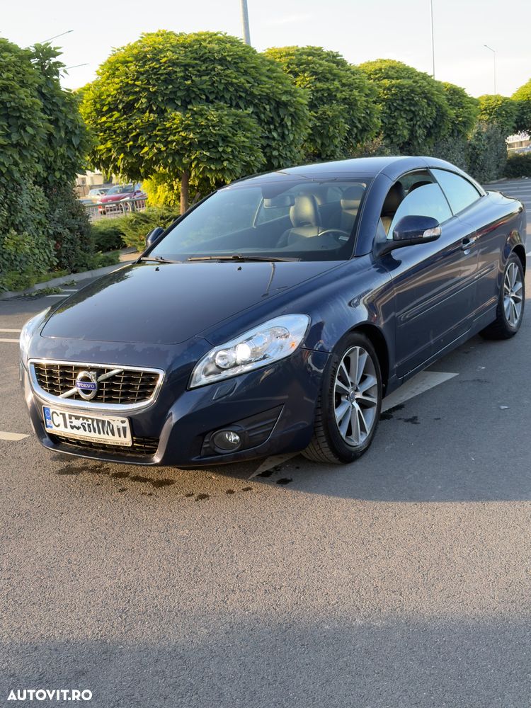 Volvo C70 D3 Momentum - 9