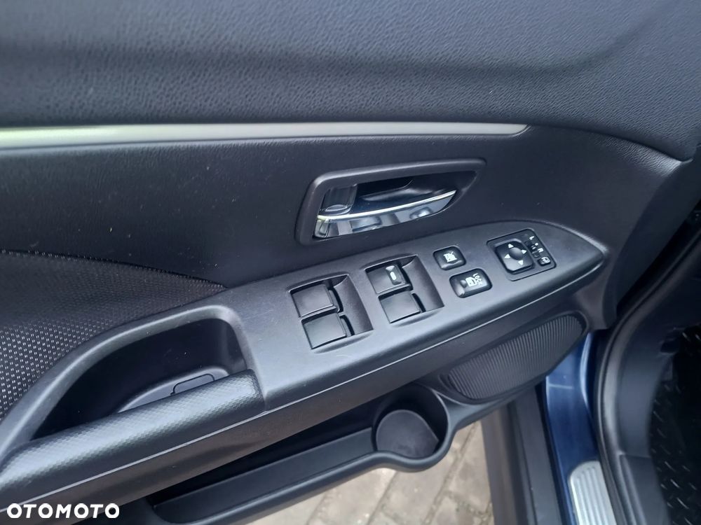 Mitsubishi ASX 1.8 DI-D 2WD Inform - 16