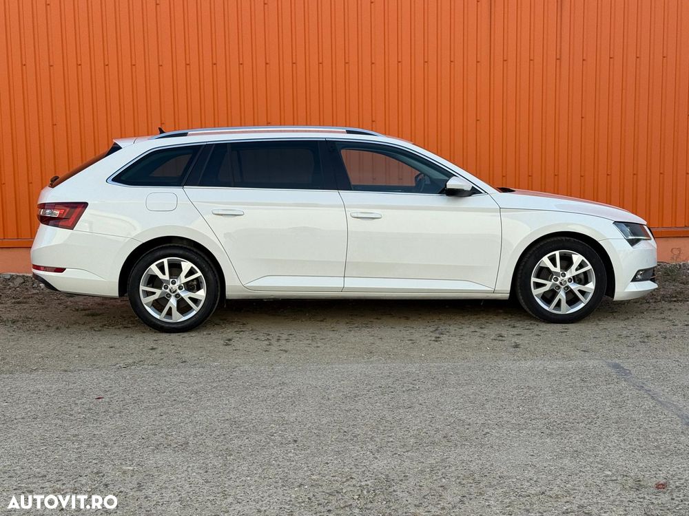 Skoda Superb 2.0 TDI DSG Active - 27