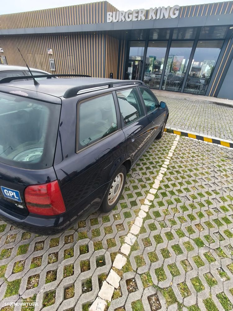 Audi A4 Avant 1.8 Confort - 3
