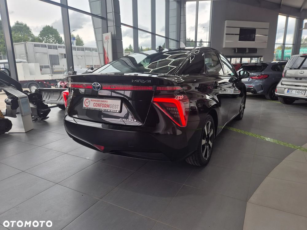 Toyota Mirai - 6