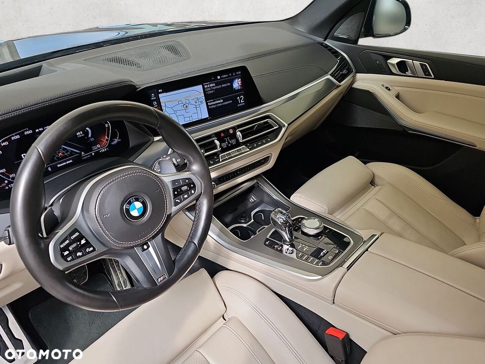 BMW X5 M M50d - 11
