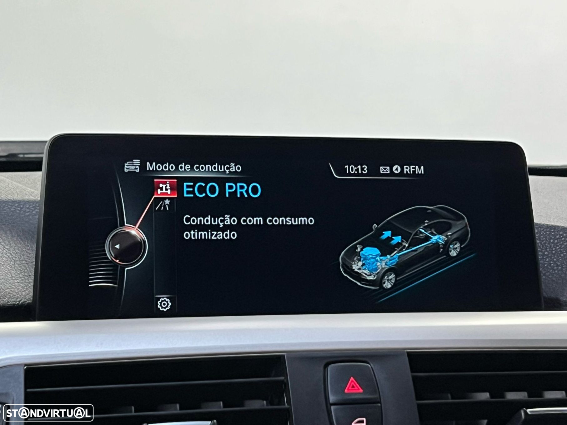 BMW 330 e iPerformance Advantage - 16