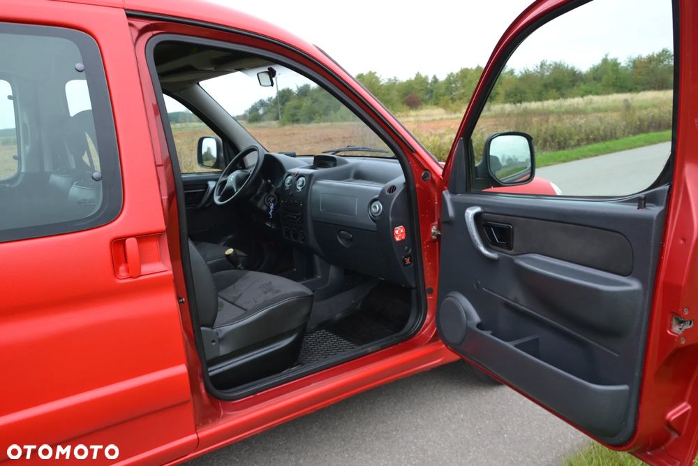 Citroën Berlingo 1.6 16V Style - 12