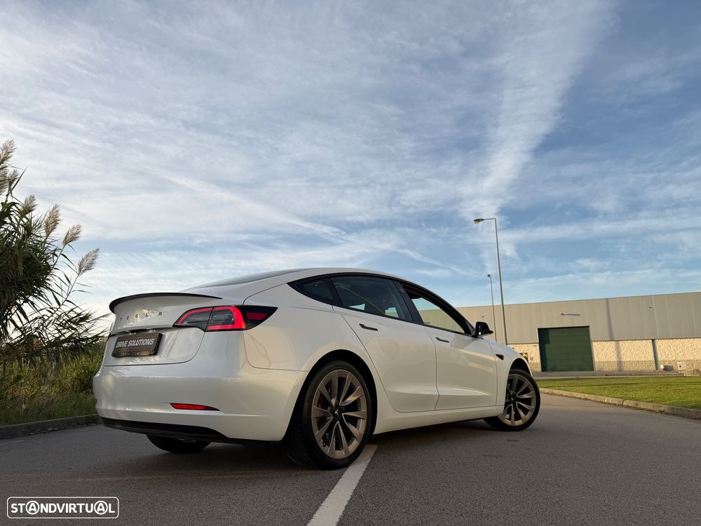 Tesla Model 3 Standard Range Plus RWD - 4