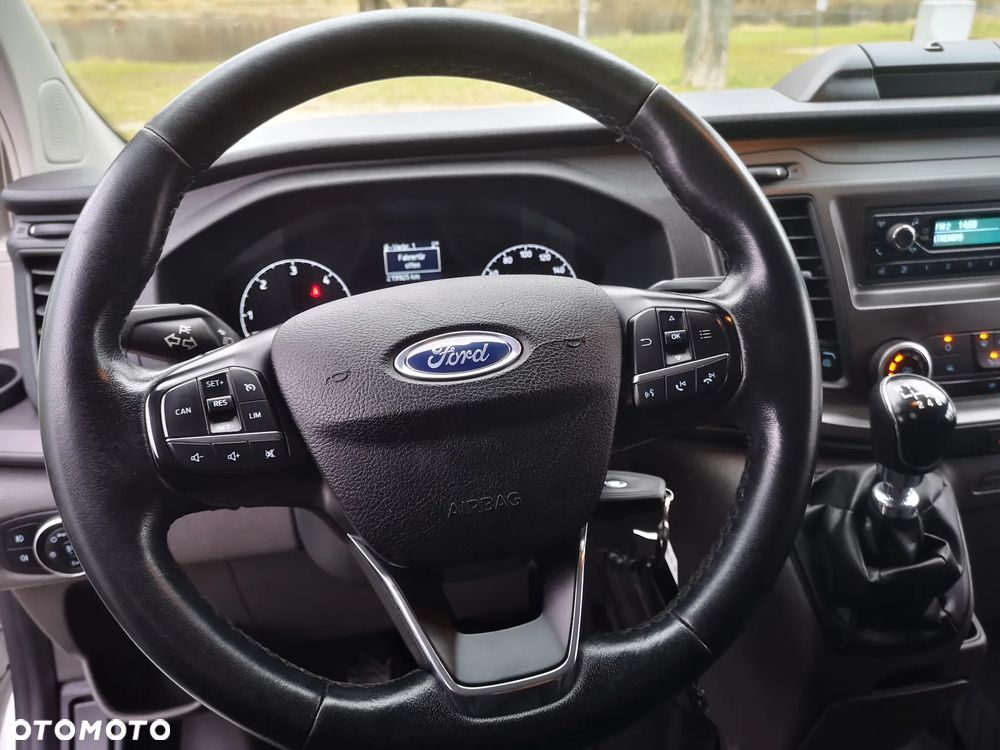 Ford Transit Custom - 21