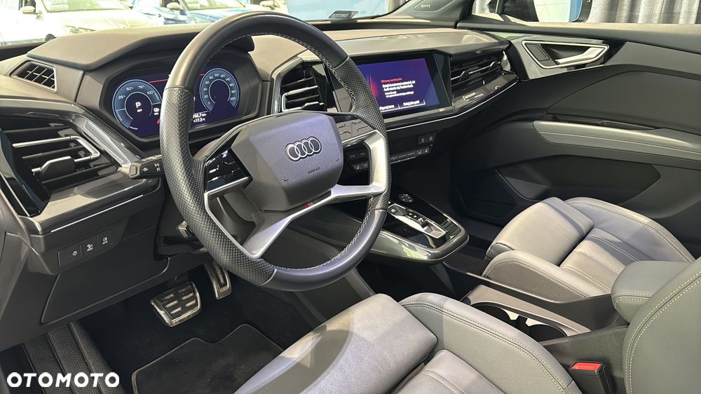 Audi Q4 e-tron - 10