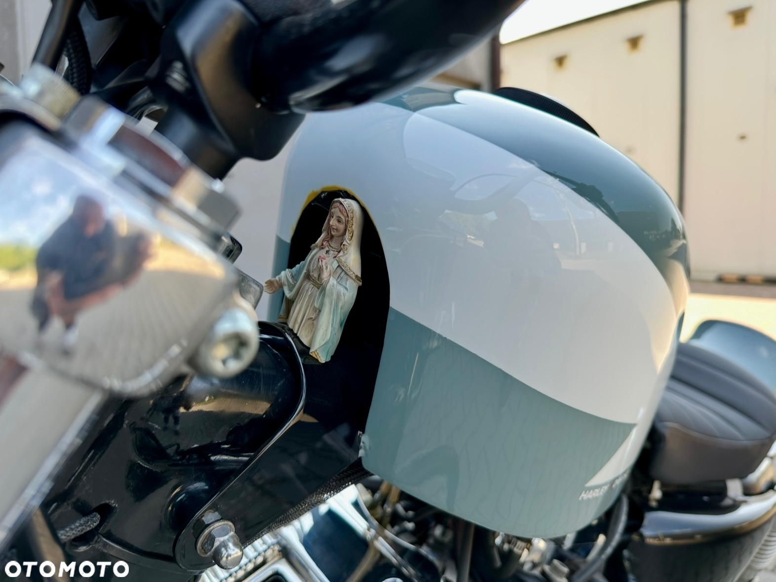 Harley-Davidson Sportster Custom 1200C - 14